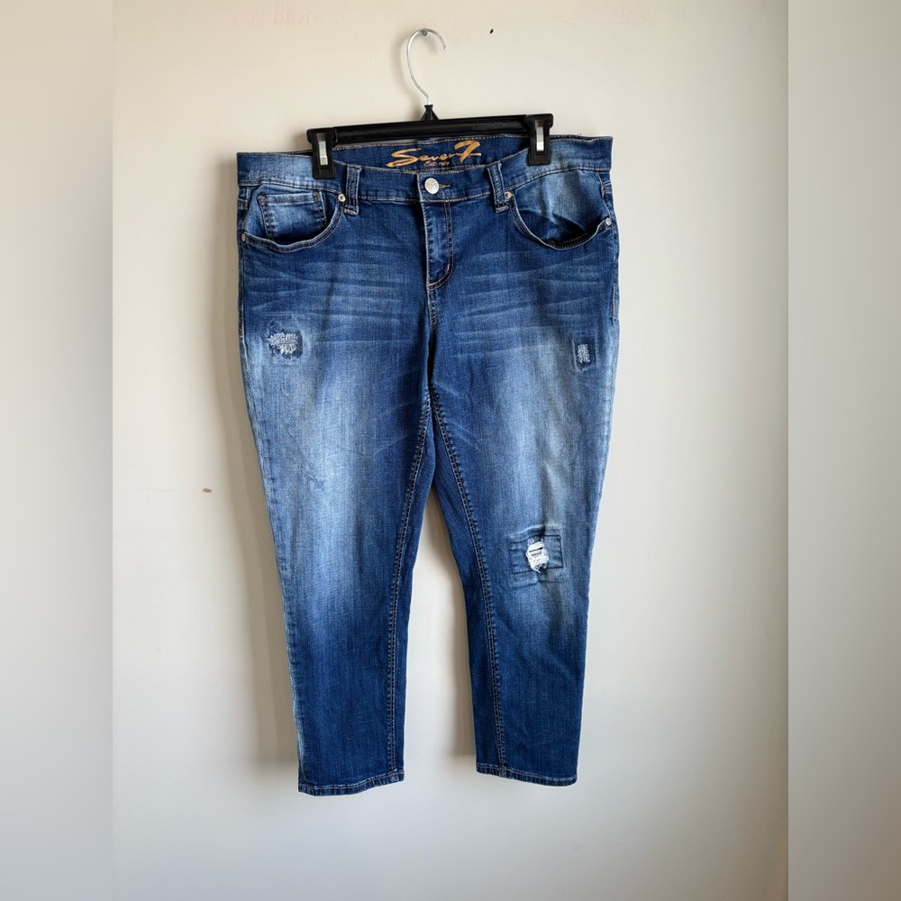 Seven7 Faded Cotton Skinny Easy Fit Distressed Jeans / denim size 12 NWT!